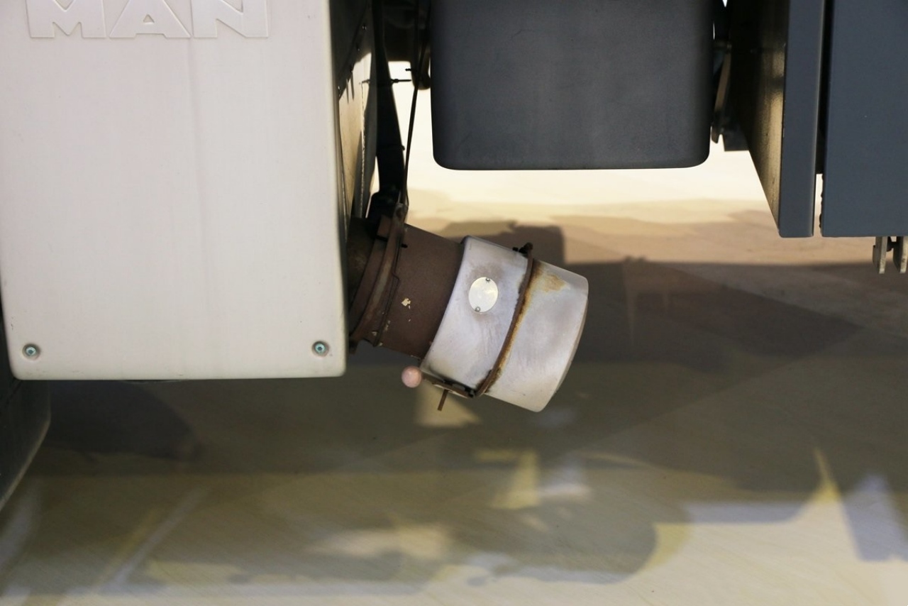 Differences between Fire Truck Chassis and Regular Vehicle Chassis—The Parts are Interchangeable! (5)