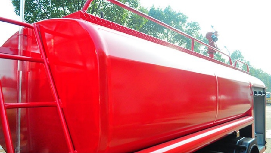 Dongfeng Duolika D6 Single-Axle Water Tanker Fire Truck – A Firefighting Expert! (5)