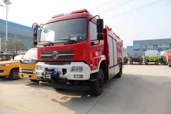 Dongfeng Tianjin EURO VI 4×4 Wildland Fire Truck – The Forest Firefighting Vanguard!