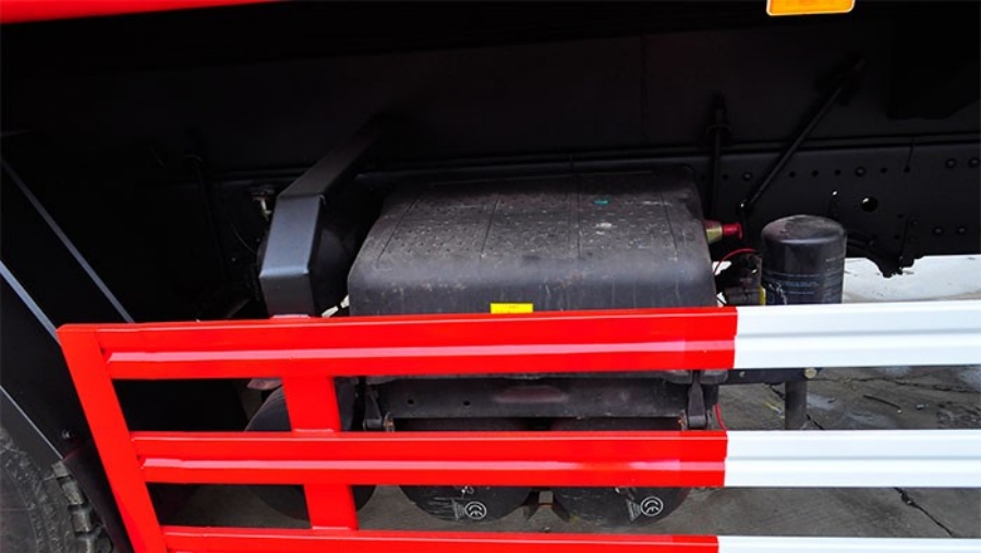 Foton Auman ETX 8×4 Water Tanker Fire Truck, Powerful Performance! (6)