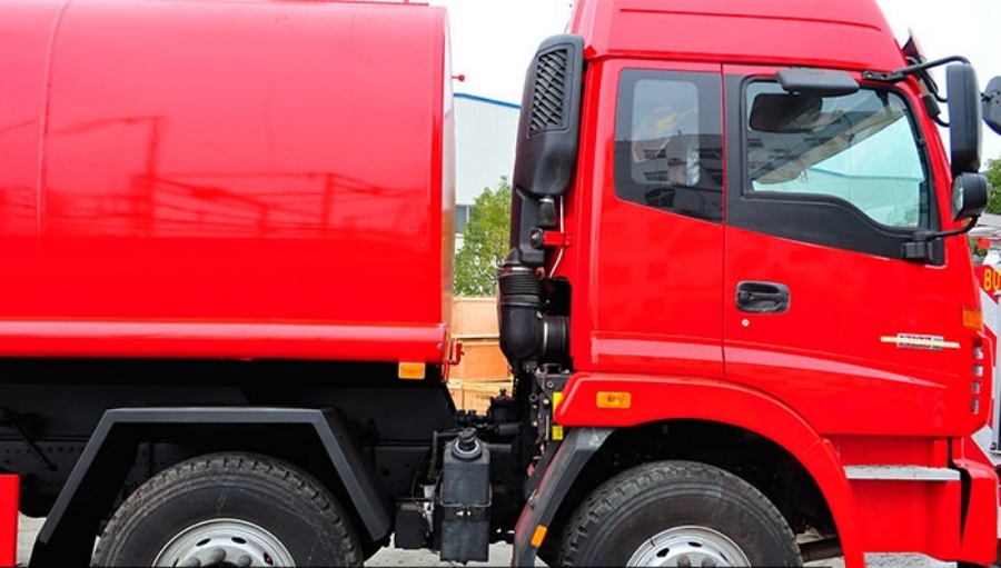 Foton Auman ETX 8×4 Water Tanker Fire Truck, Powerful Performance! (9)