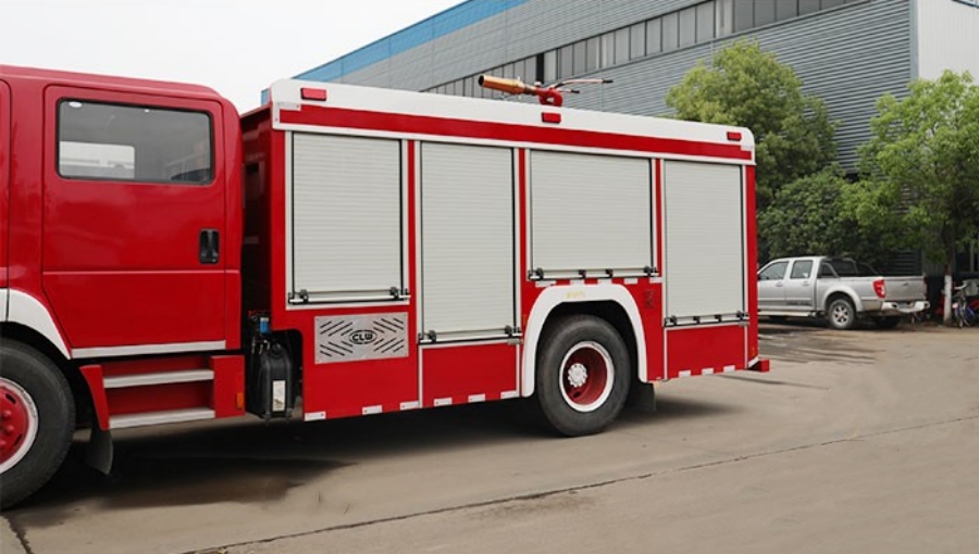 Foton Aumark Double-Cabin Euro VI 6 CBM Foam Fire Truck — A Firefighting Powerhouse! (7)