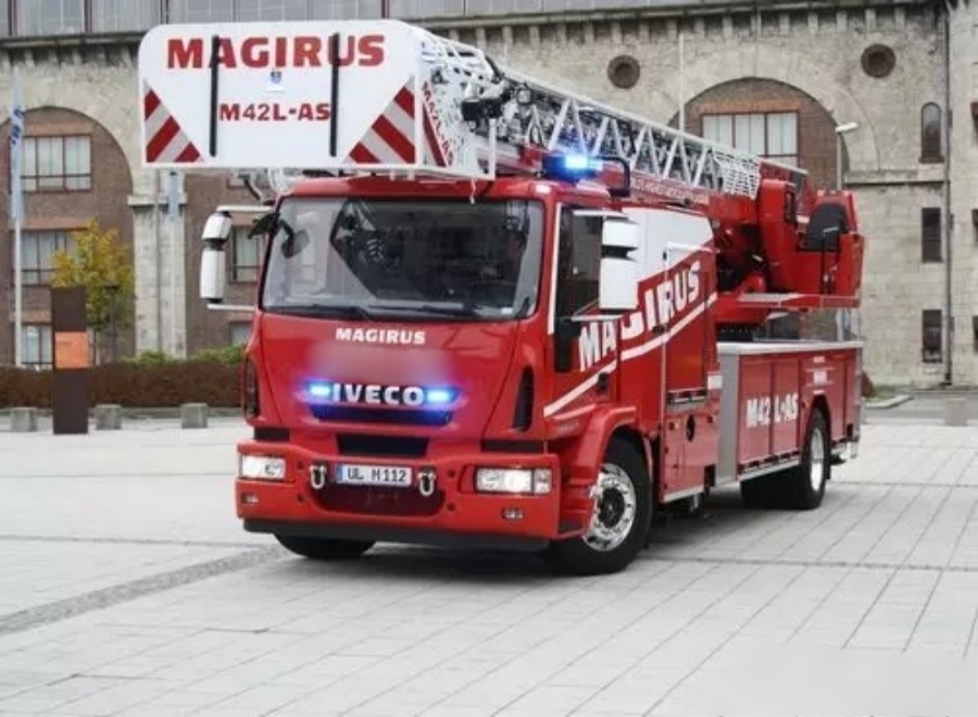 IVECO Magirus Aerial Ladder Fire Truck – A Century-Long Legend! (5)