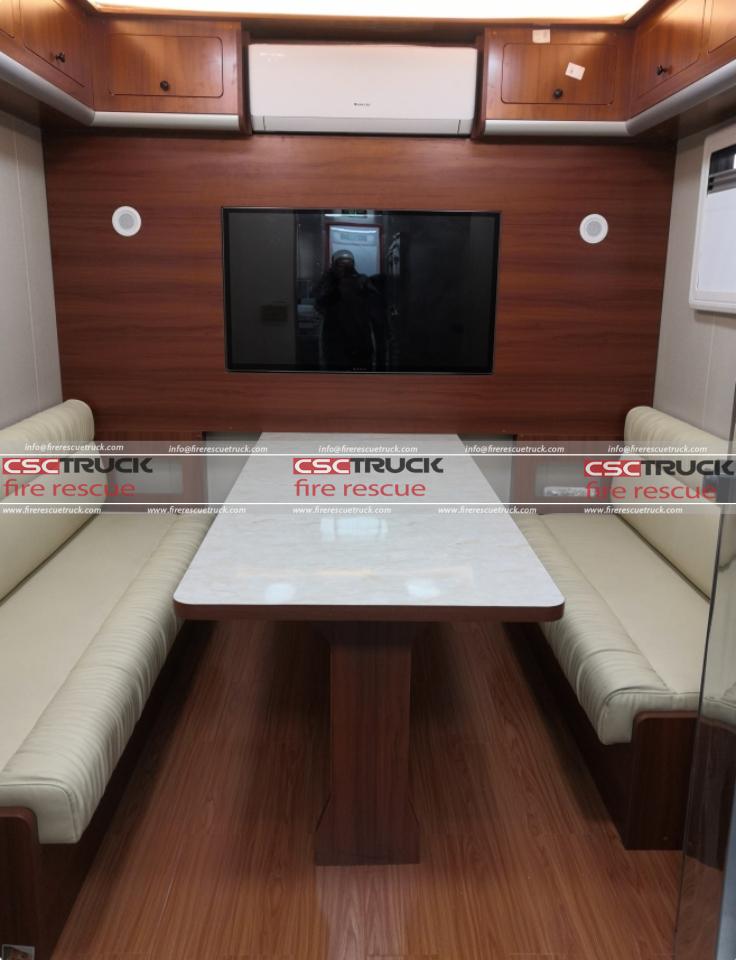 Mercedes-Benz Arocs Emergency Rescue Food Truck (4) Mercedes-Benz Arocs Emergency Rescue Food Truck (4)