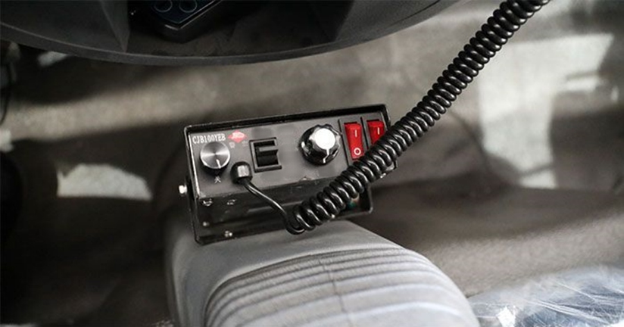 Review of the Dongfeng K7 Double-Row EURO VI Water Tanker Fire Truck Cab (6)