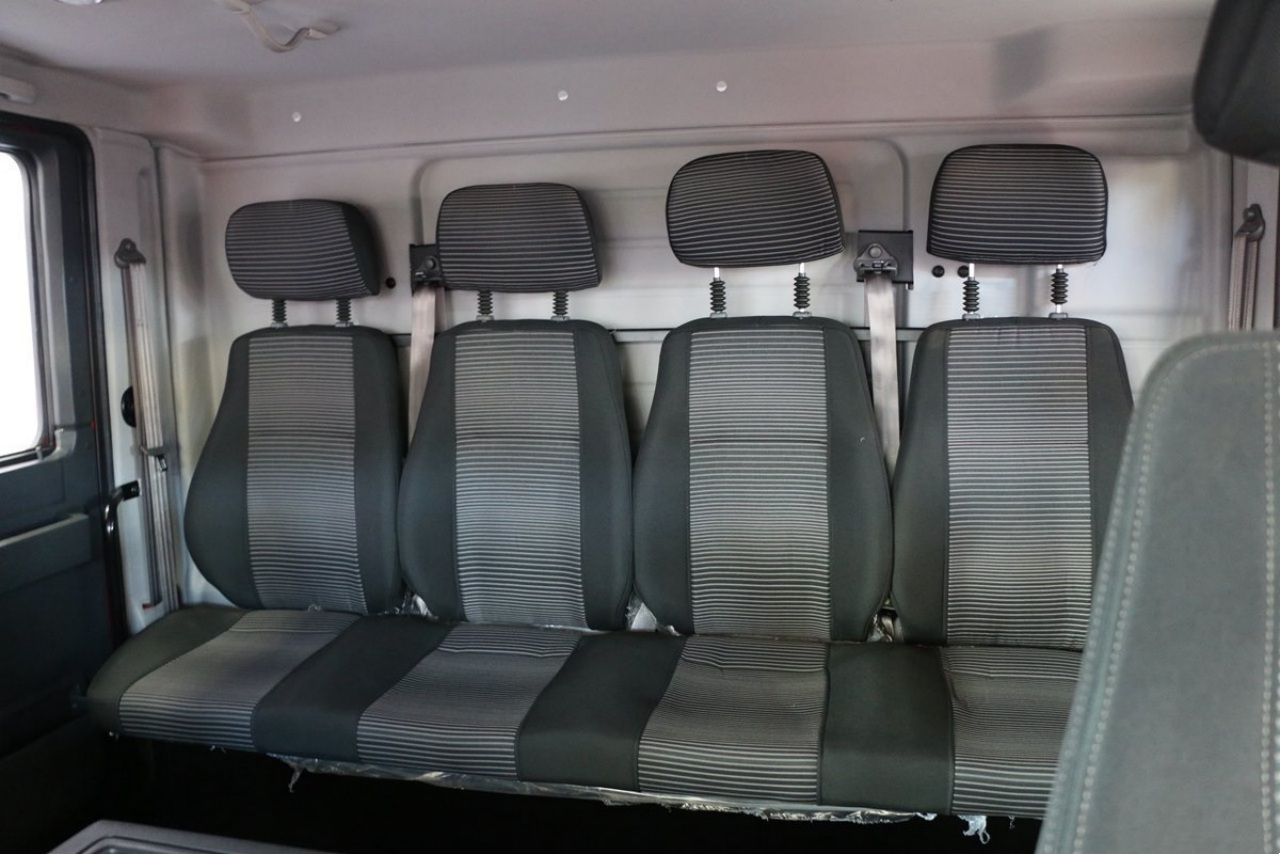 SAIC Hongyan 4-door Fire Truck — a Specialized Vehicle for Dedicated Use! (12)