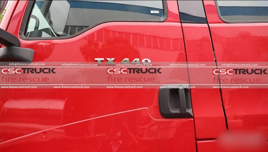Trakk tat-tifi tan-nar SINOTRUK HOWO 6X4 EURO VI 12 CBM bil-fowm — Tifi tan-nar effiċjenti! (2)