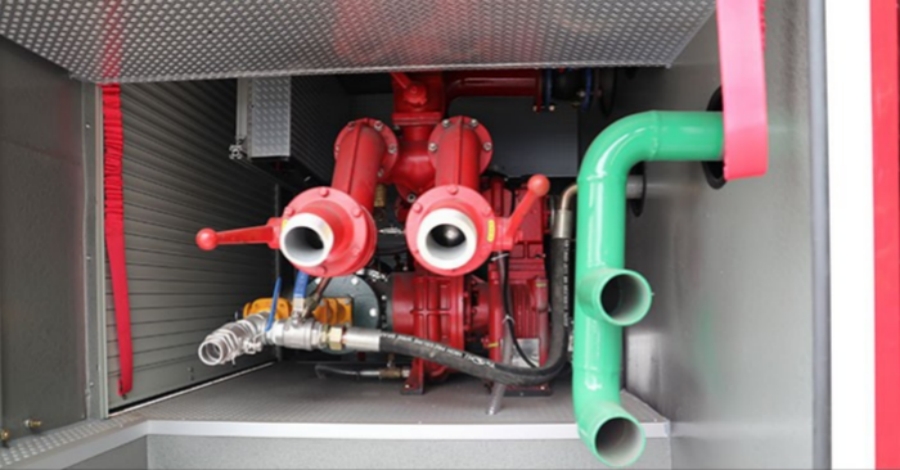 SINOTRUK HOWO 6X4 EURO VI 12 CBM Foam Fire Truck — Efficient Firefighting! (8)