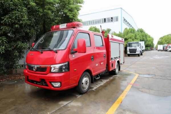 Small Dongfeng EURO VI Street Fire Engine, Flexible and Mobile!