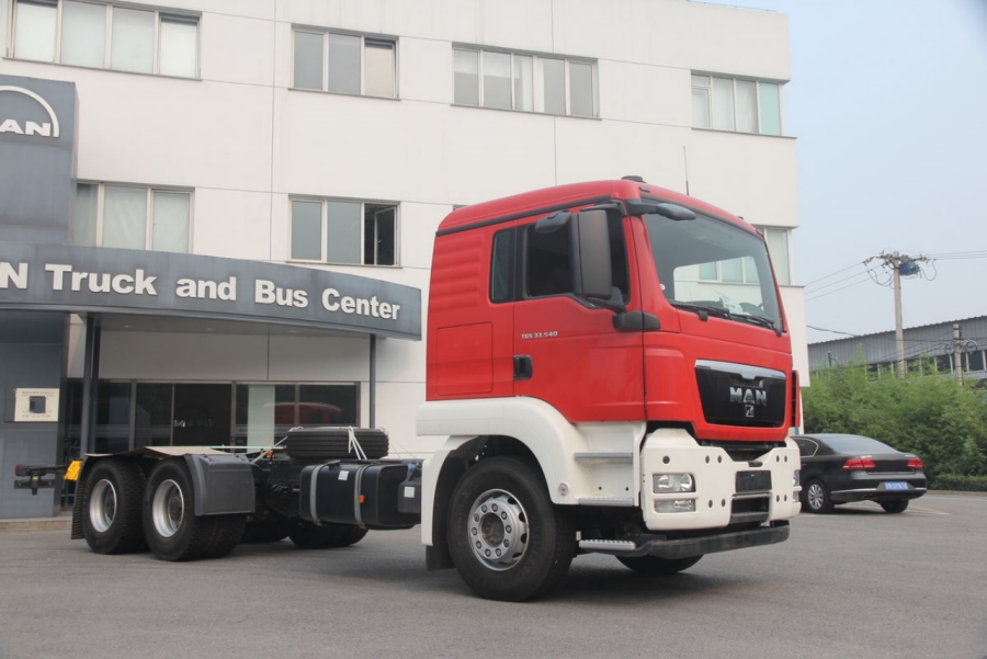 TGS33.540 6X6 BB (2)