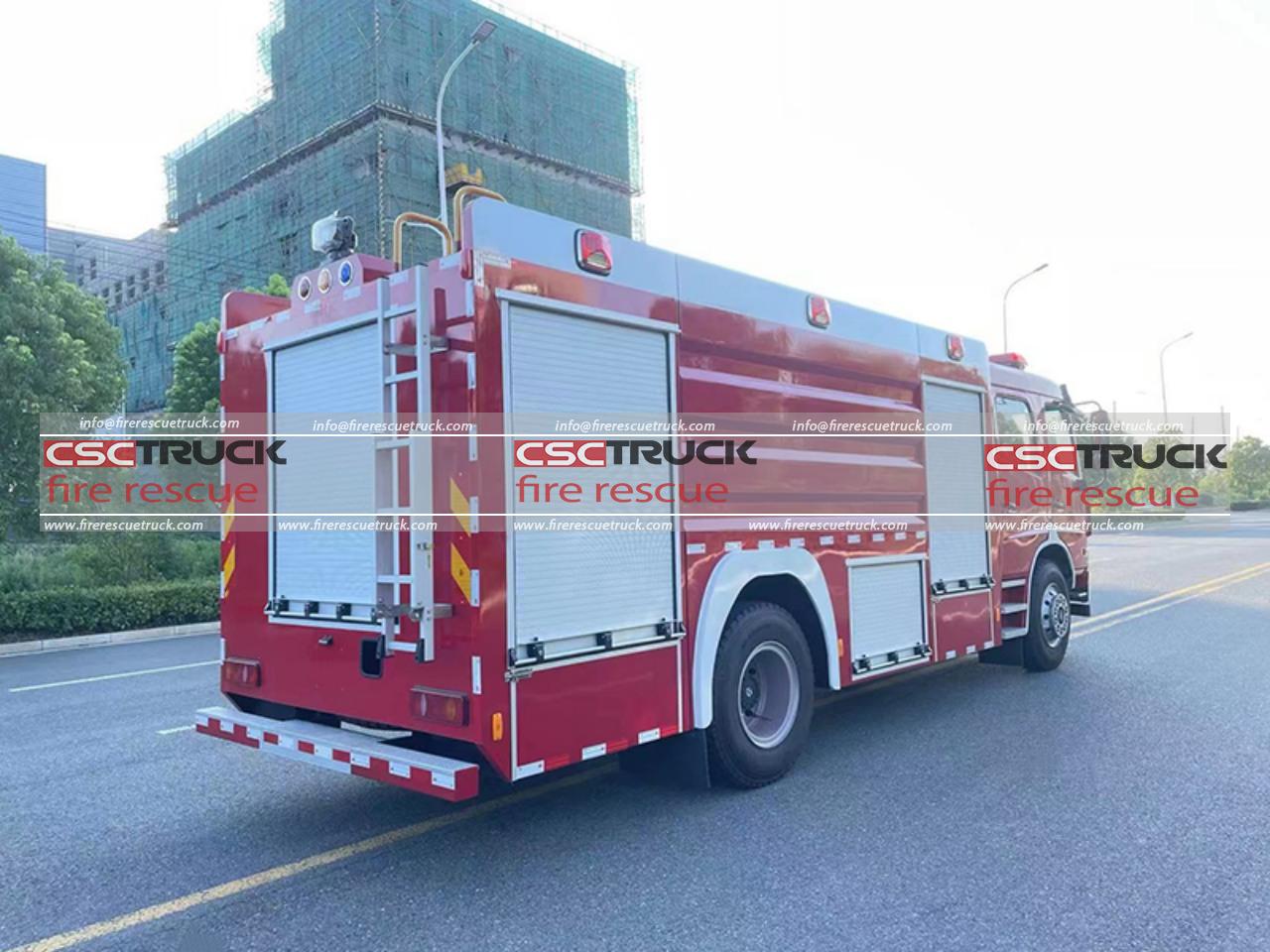 6 Wheelers 8CBM Foam Fire Engine (4) 6 Wheelers 8CBM Foam Fire Engine (4)