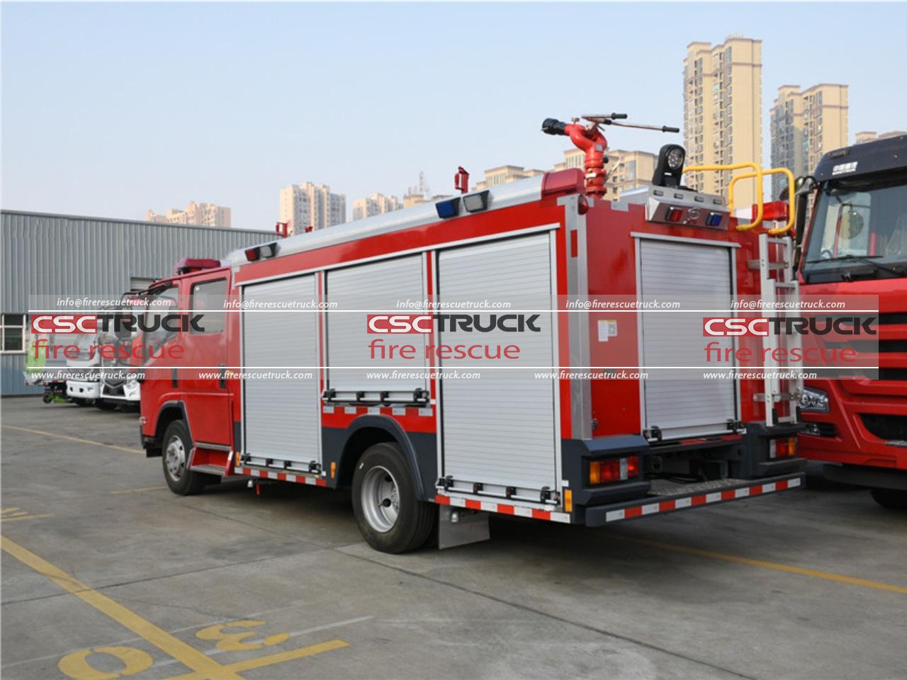 ISUZU ELF 4ton Water Tender Fire Truck (4) ISUZU ELF 4ton Water Tender Fire Truck (4)