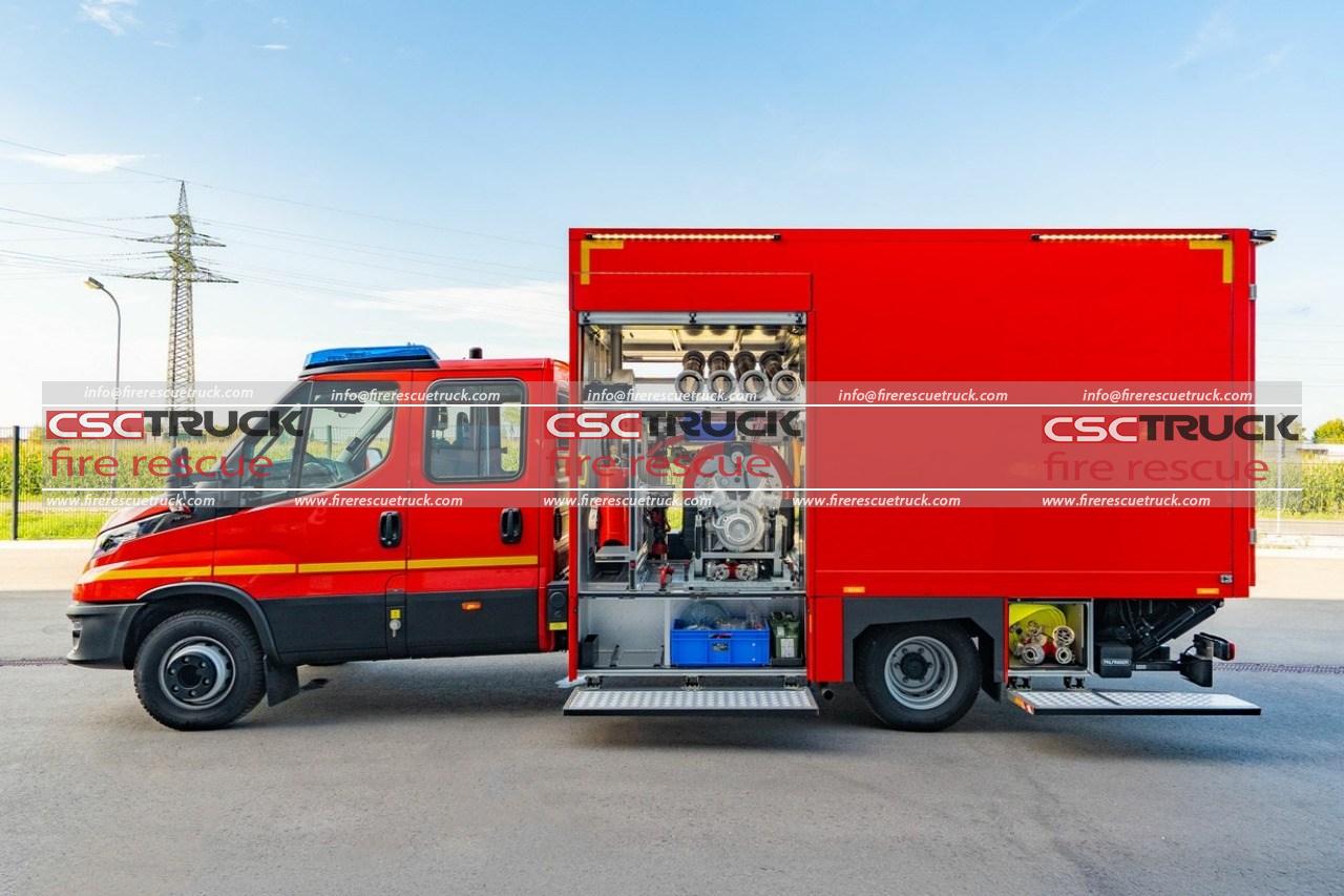 IVECO Mini Pumper Fire Truck (2) IVECO Mini Pumper Fire Truck (2)