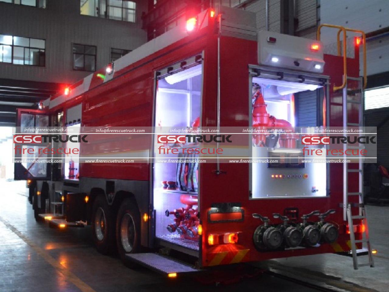 Mercedes Benz 18 Ton Water Foam Fire Engine (3) Mercedes Benz 18 Ton Water Foam Fire Engine (3)