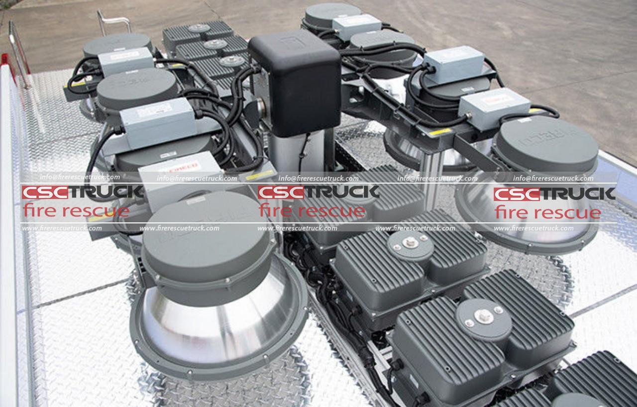 HOWO 12x2000W Telescopic Light Rescue Truck​ (4)