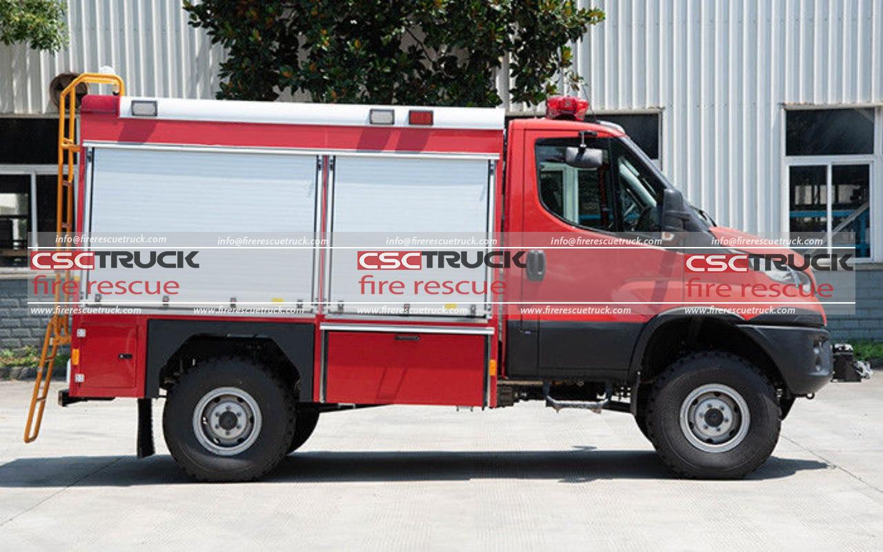 IVECO 4x4 15000L CAFS Tanker Fire Truck (2)