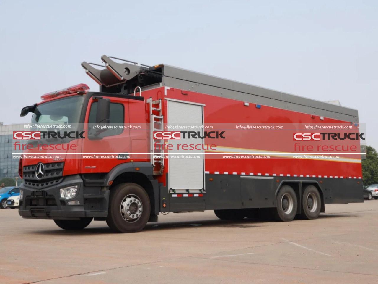 Benz 3000M Hose Recovery Vehicle