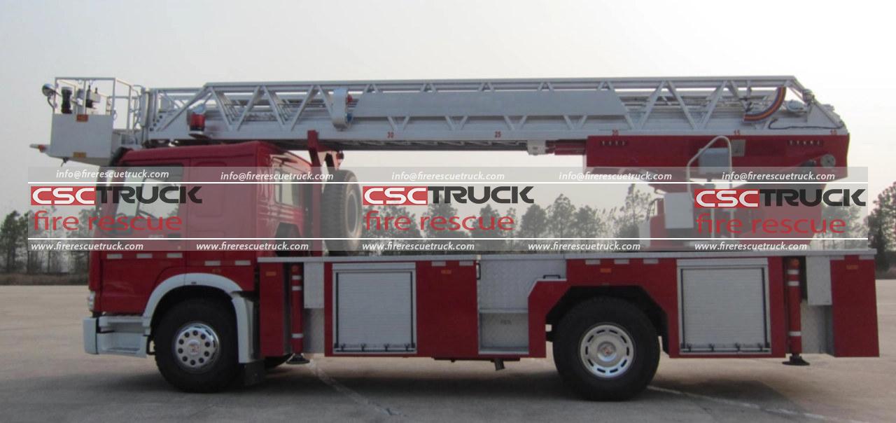 HOWO 32M Aerial Ladder Fire Engine (2)
