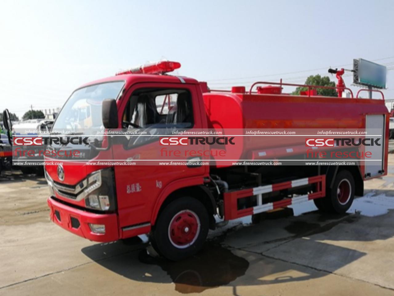 4500L Mobile Water Tank Fire Engine
