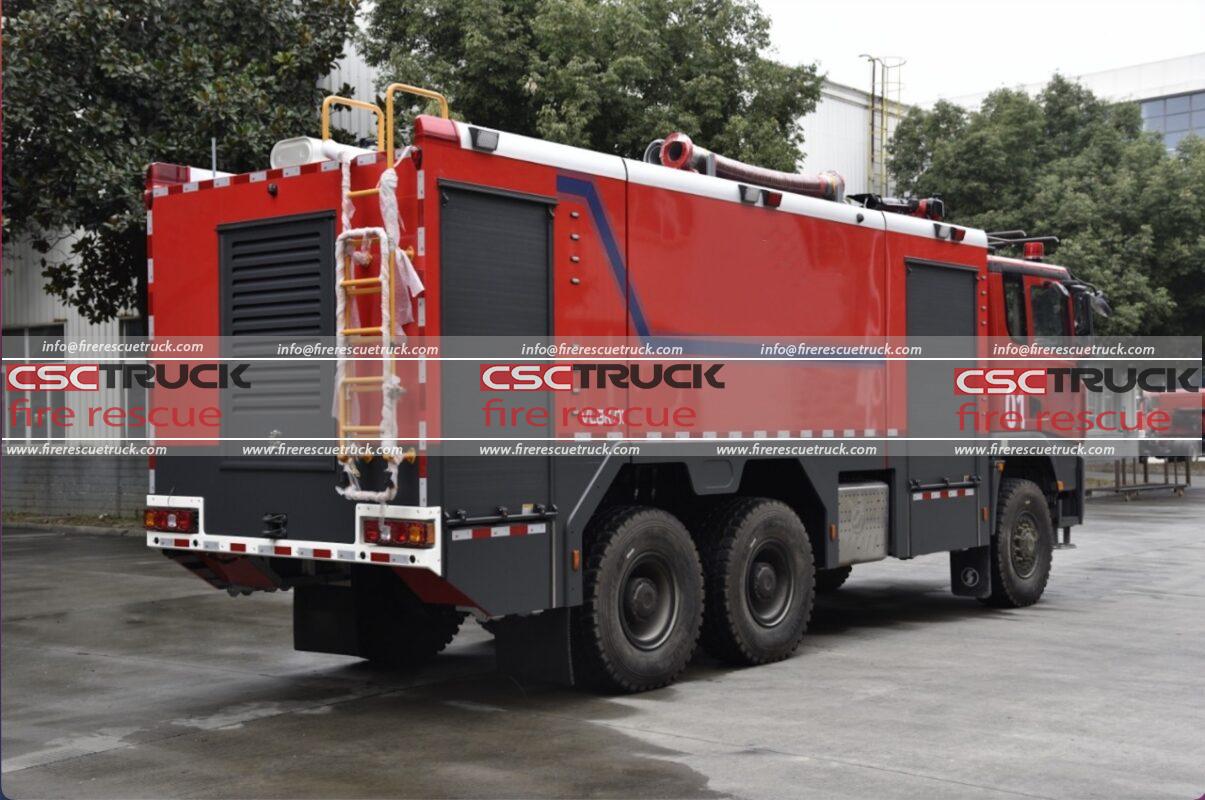 6x6 SHACMAN X3000 Airport Fire Truck (4)