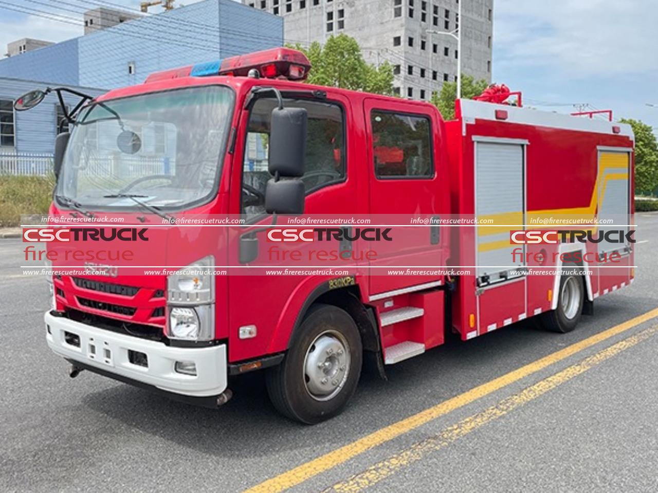 ISUZU 4ton Small Water Foam Fire Engine