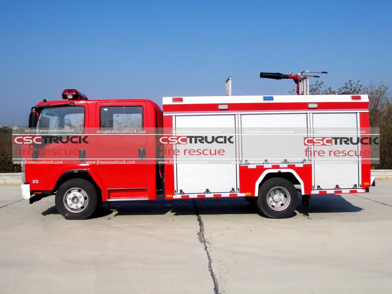 ISUZU 700P 4T Water Foam Tanker Fire Engine (2) ISUZU 700P 4T Water Foam Tanker Fire Engine (2)