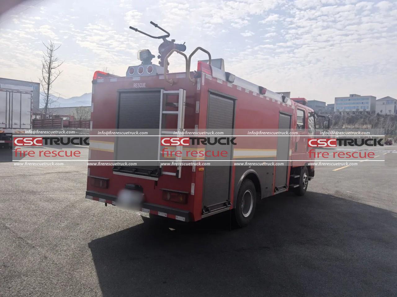 4WD 7000L Water Tender Fire Truck (9)