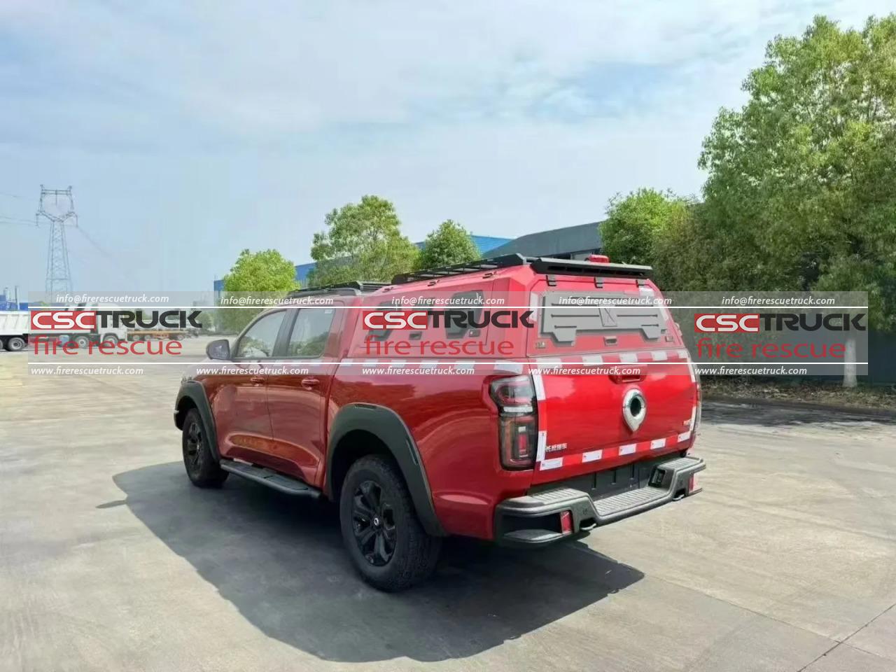 4x4 Crew Cab Fire Command Truck (4) 4x4 Crew Cab Fire Command Truck (4)