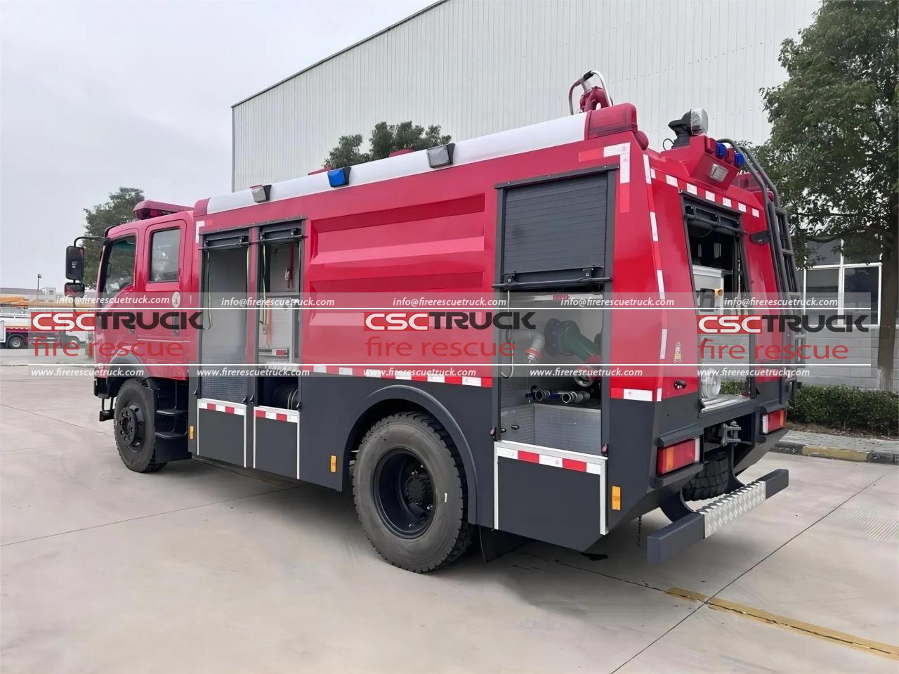 4x4 Off Road 5CBM Water Tank Fire Engine (6) 4x4 Off Road 5CBM Water Tank Fire Engine (6)