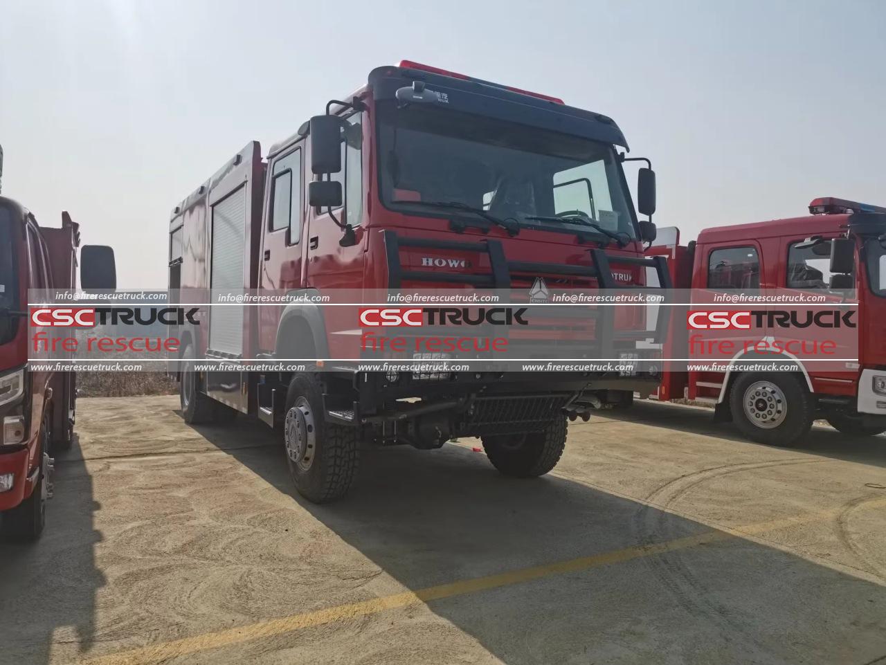 HOWO 4X4 8 CBM Water Foam Fire Vehicle (3) HOWO 4X4 8 CBM Water Foam Fire Vehicle (3)