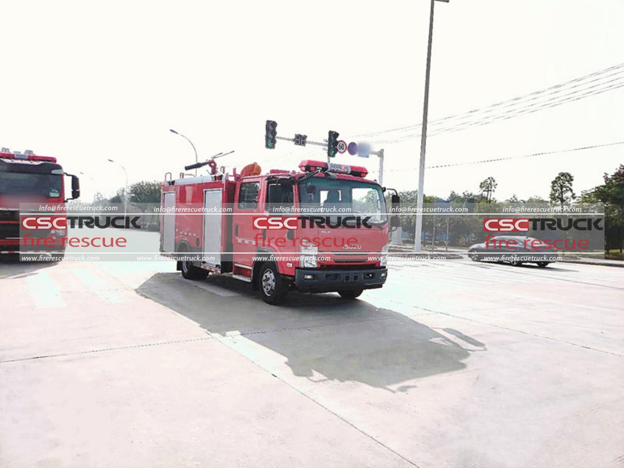 ISUZU 4t 6 Wheelers Water Tanker Fire Truck (3)
