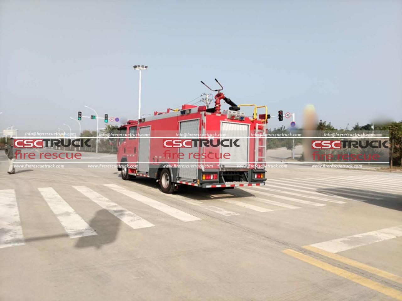 ISUZU 4t 6 Wheelers Water Tanker Fire Truck (4)