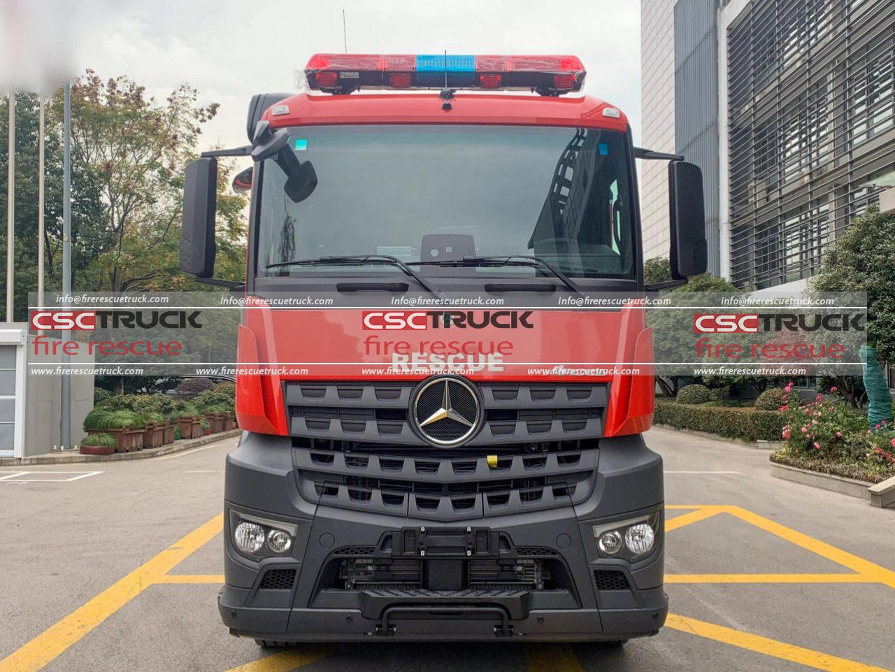 Mercedes Benz 10 Wheelers 12T Foam Fire Truck (3) Mercedes Benz 10 Wheelers 12T Foam Fire Truck (3)