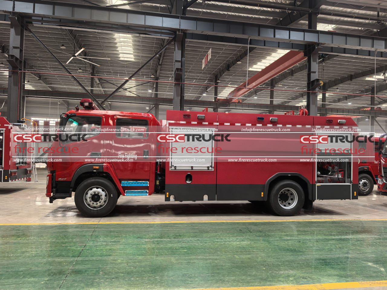 FOTON Auman 4WD 5000L Water Tender Fire Truck (2)