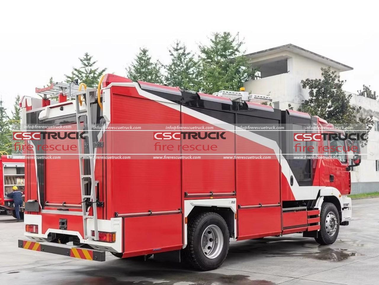 HOWO 5000L Foam Tanker Fire Truck (4) HOWO 5000L Foam Tanker Fire Truck (4)
