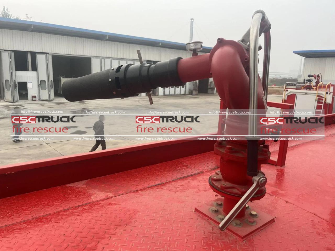 HOWO 6x6 10 CBM Water Tanker Fire Truck (3)