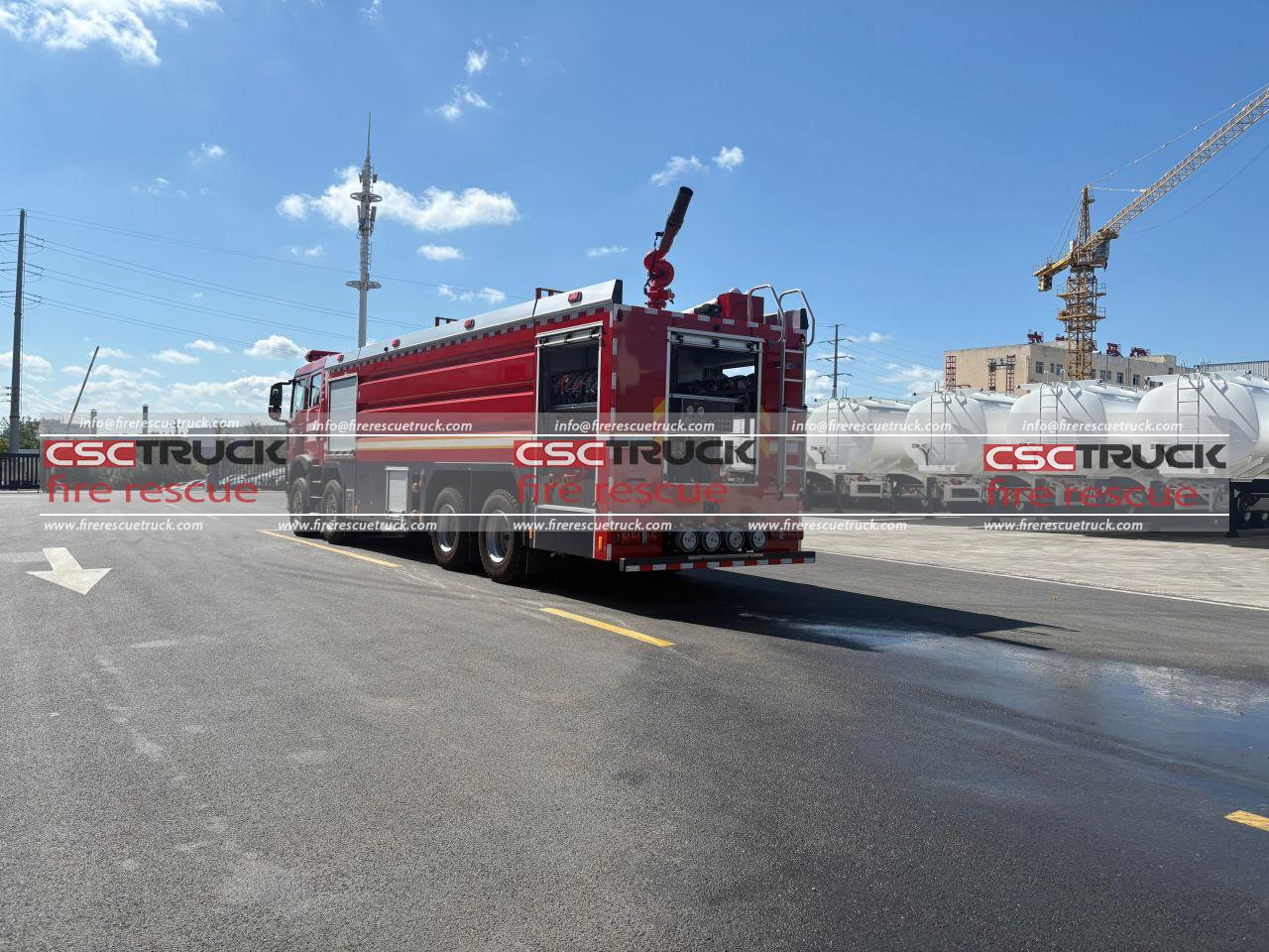 HOWO Crew Cab 25t Water Tanker Fire Truck (3) HOWO Crew Cab 25t Water Tanker Fire Truck (3)