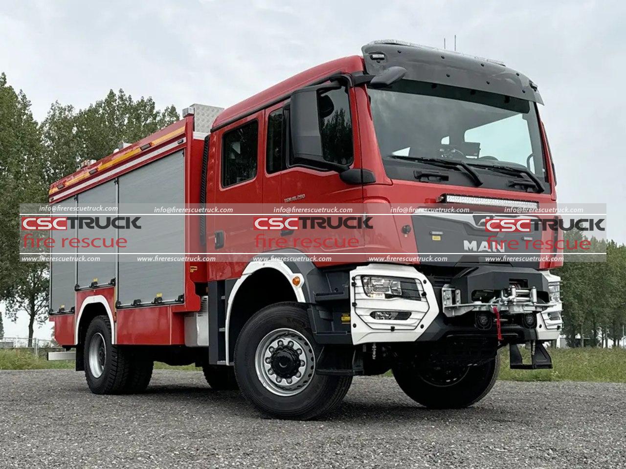 MAN 4x4 5000L Water Foam Fire Tender (2)