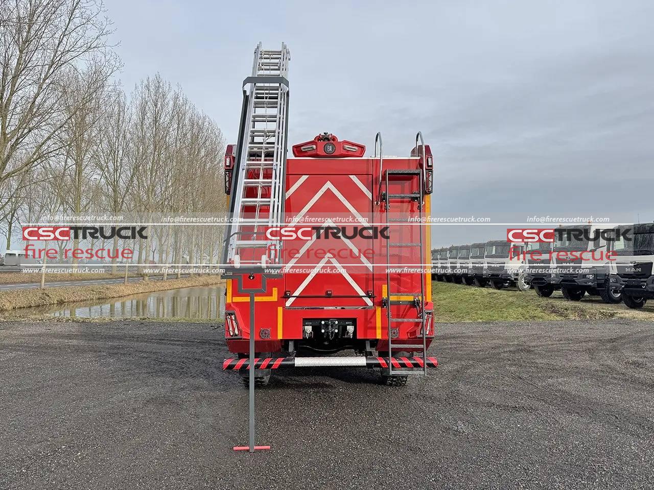 MAN 4x4 6000L Off-Road Water Foam Fire Tender (5) MAN 4x4 6000L Off-Road Water Foam Fire Tender (5)