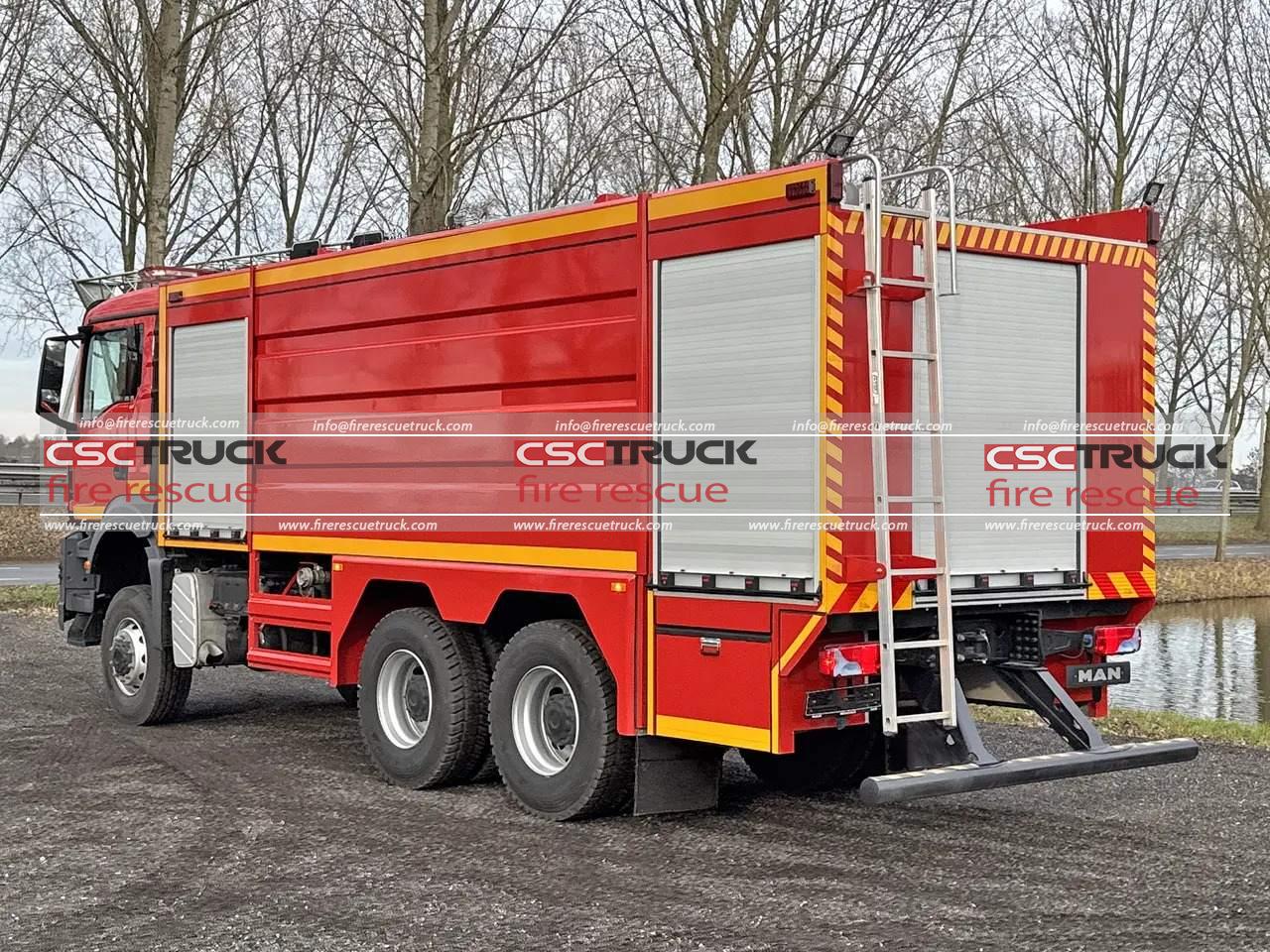 MAN 6x6 15000L Water Tender Fire Truck (3)