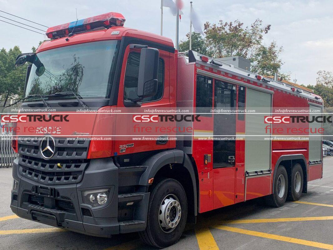 Mercedes Benz 10 Wheelers 12T Foam Fire Truck
