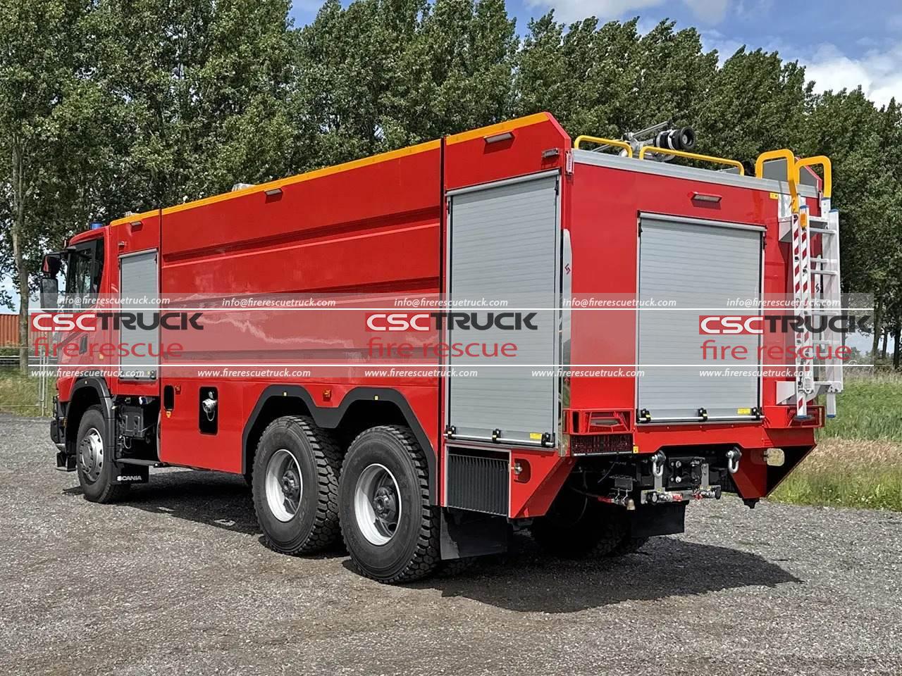 SCANIA 15000L Water Foam Tanker Fire Truck (4) SCANIA 15000L Water Foam Tanker Fire Truck (4)