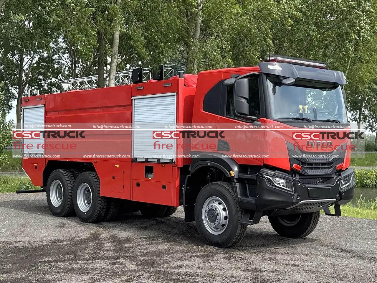 IVECO 6x6 13000L Water Foam Fire Vehicle (2)