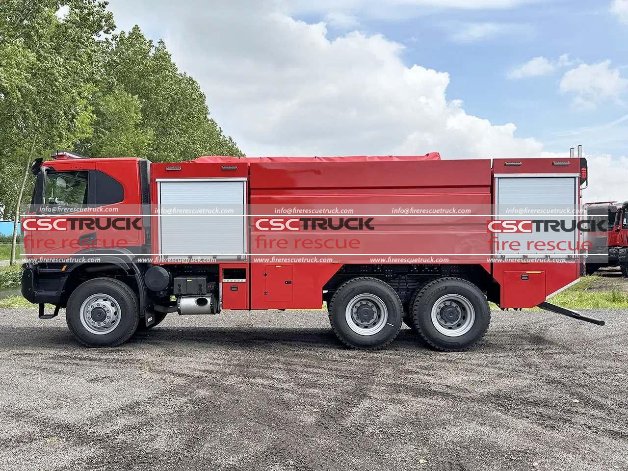 IVECO 6x6 13000L Water Foam Fire Vehicle (5)