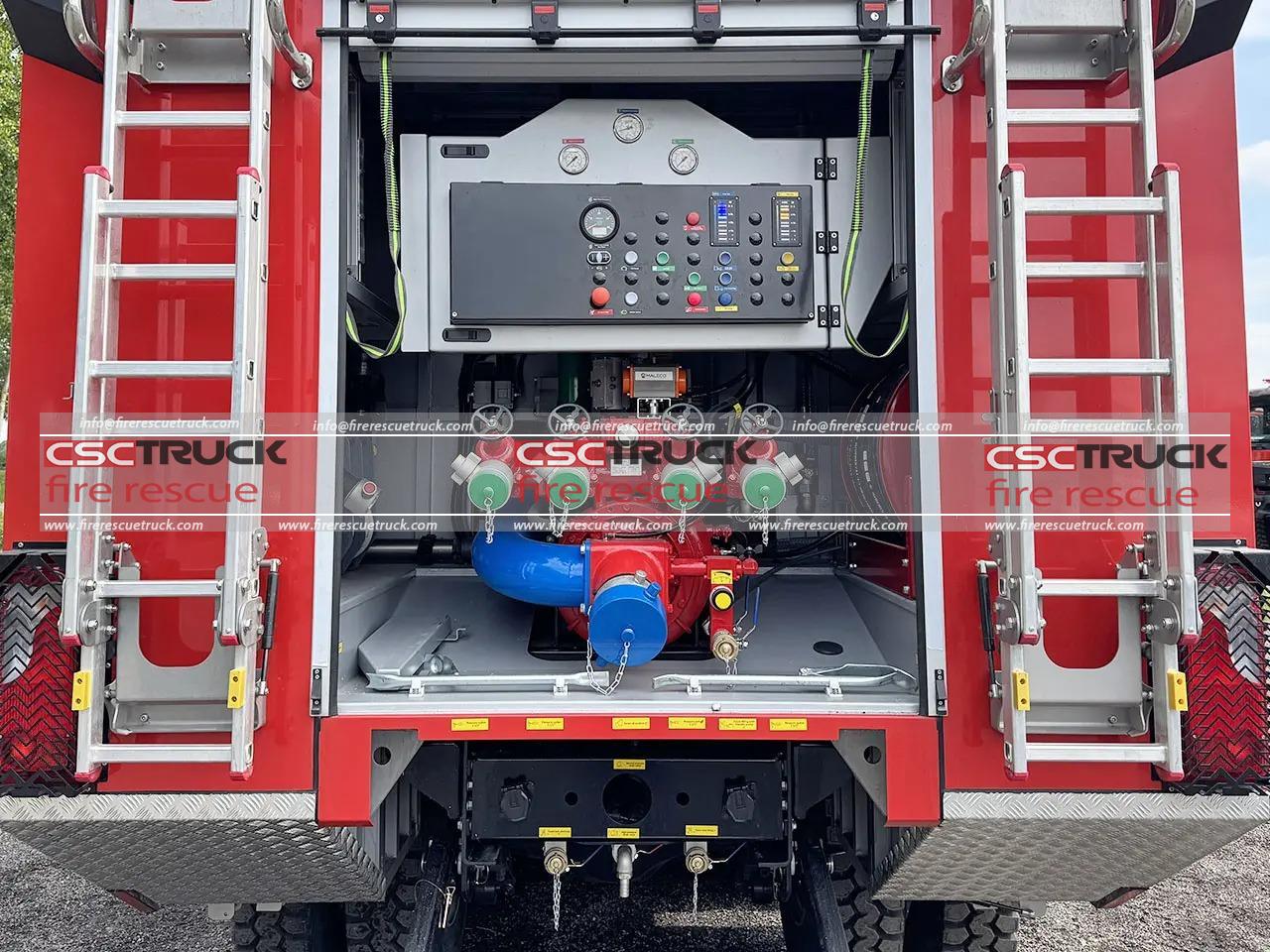 IVECO 6x6 13000L Water Foam Fire Vehicle (7)