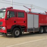 How to Respond to a Vehicle Fire HOWO 11 CBM Water Dry Powder Foam Fire Truck