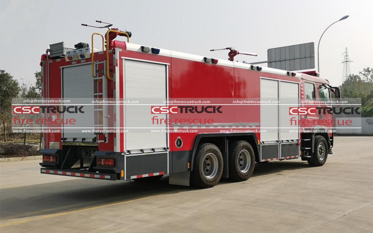 HOWO 11 CBM Water Dry Powder Foam Fire Truck (4)