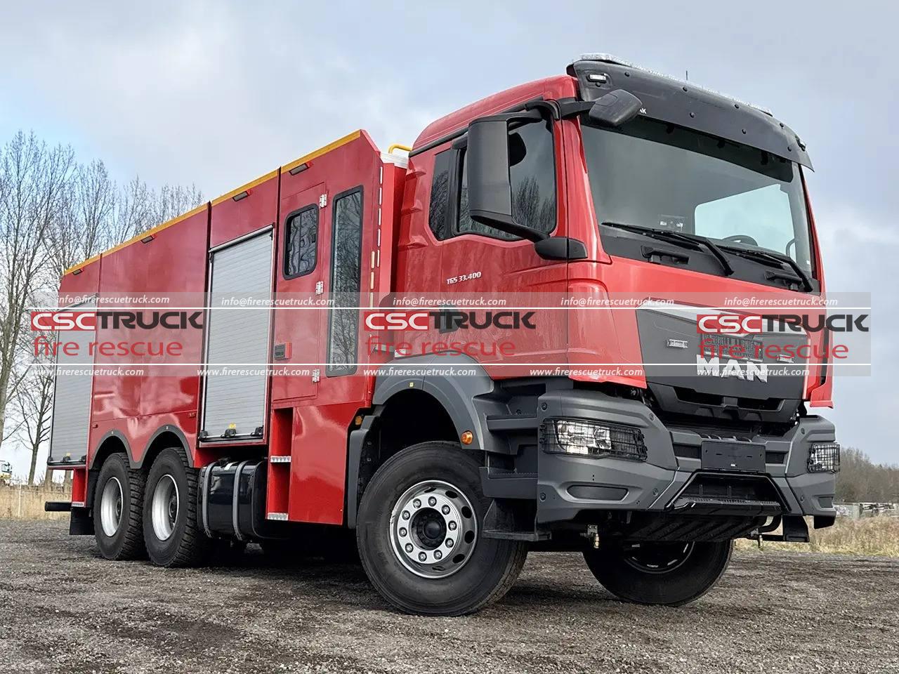 MAN 8000L Water Foam Dry Powder Fire Truck (2)